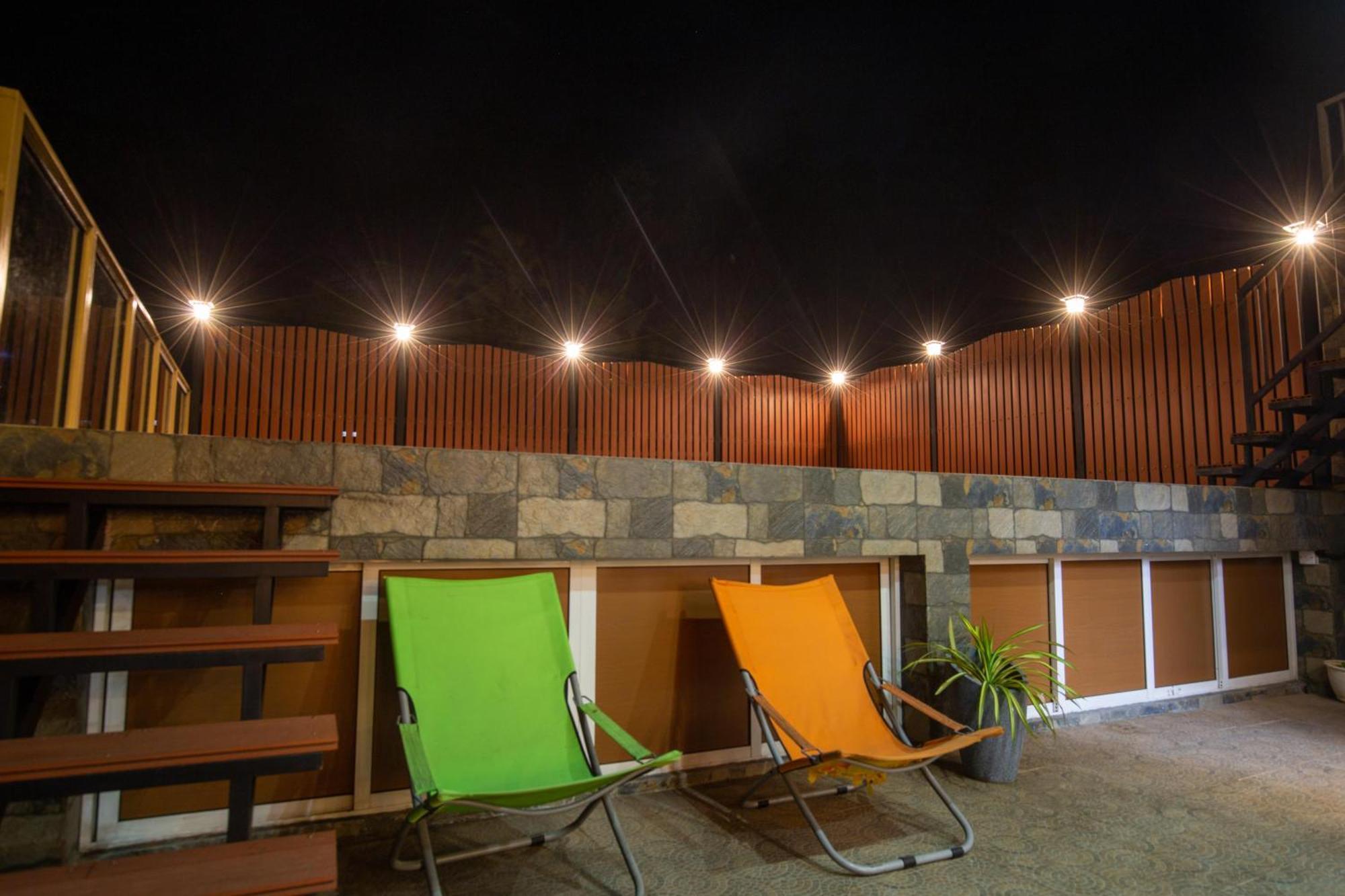 Manthra Leisure Hotel Kandy Bagian luar foto